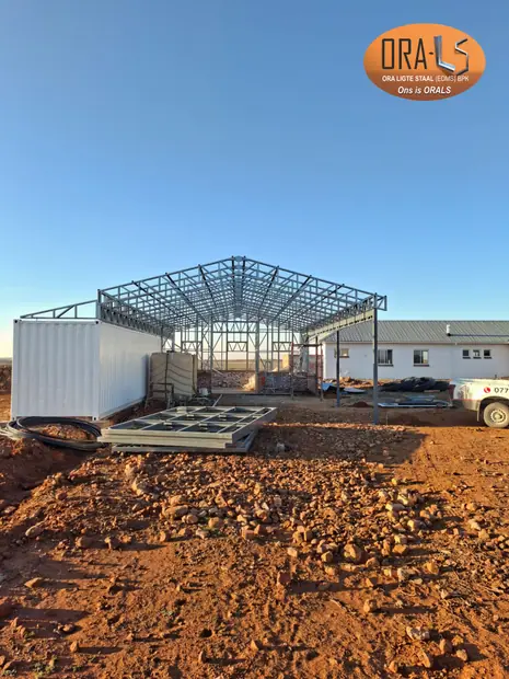 Kommersiële projek 02: projekfoto 16 met 'n ORALS-verskafte struktuurstelsel en materiale