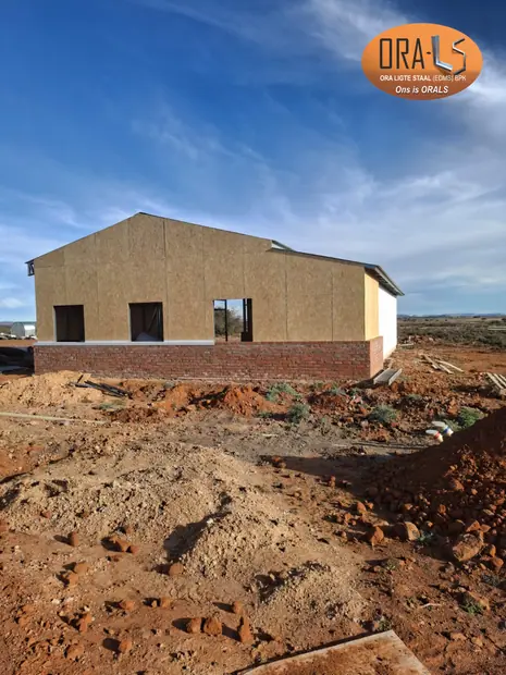 Kommersiële projek 02: projekfoto 21 met 'n ORALS-verskafte struktuurstelsel en materiale