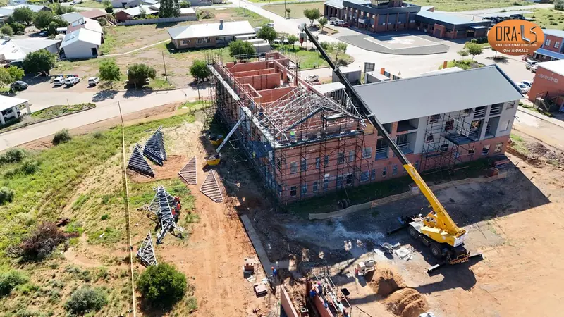 Vlagskipprojek 04: projekfoto 3 met 'n ORALS-verskafte struktuurstelsel en materiale