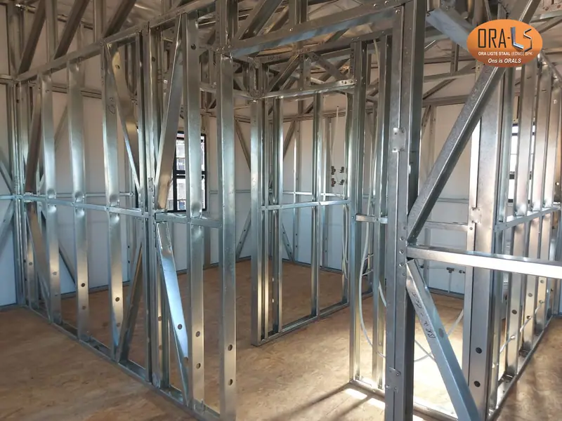 Residensiële projek 04: projekfoto 13 met 'n ORALS-verskafte struktuurstelsel en materiale