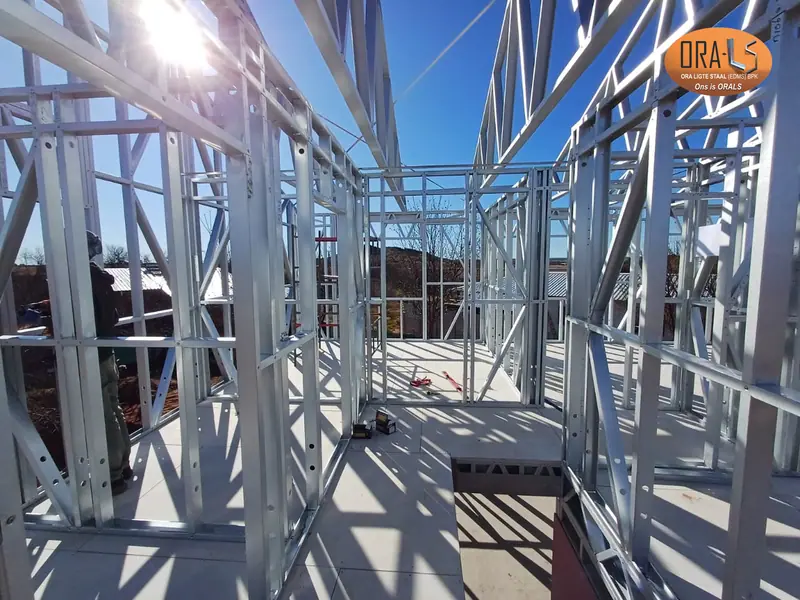 Residensiële projek 05: projekfoto 20 met 'n ORALS-verskafte struktuurstelsel en materiale