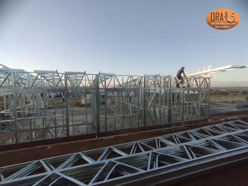 Residensiële projek 08: projekfoto 9 met 'n ORALS-verskafte struktuurstelsel en materiale