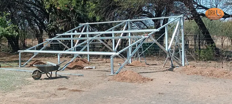 Sonkragstruktuur 01: projekfoto 3 met 'n ORALS-verskafte struktuurstelsel en materiale